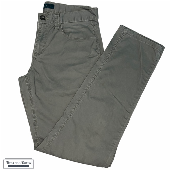Perry Ellis Grey Men's Slim Fit Chino Pant - Picture 1 of 9